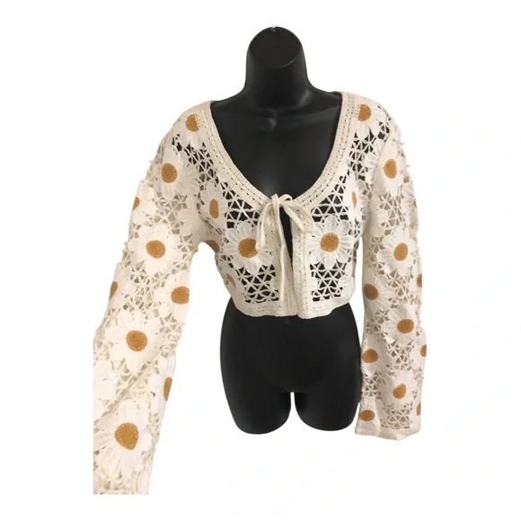 Jessica Simpsom cream daisy floral front tie crochet bolero cardigan size XL new - Picture 6 of 15